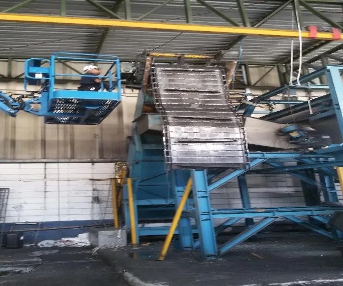 Manutenção em Transportador de Cavacos